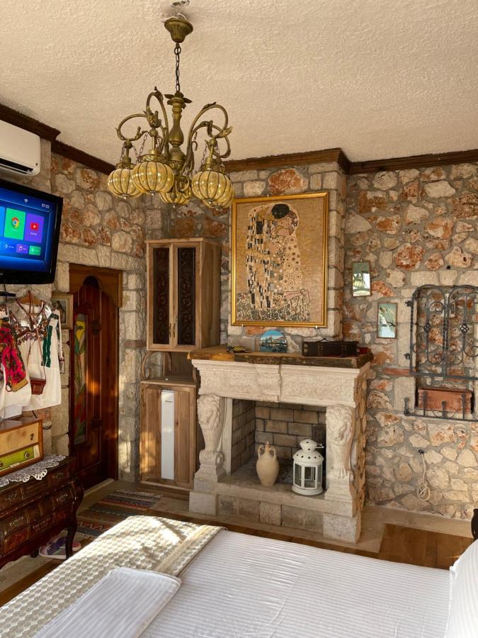 Solomon&Sons Otel Dhërmi Dış mekan fotoğraf