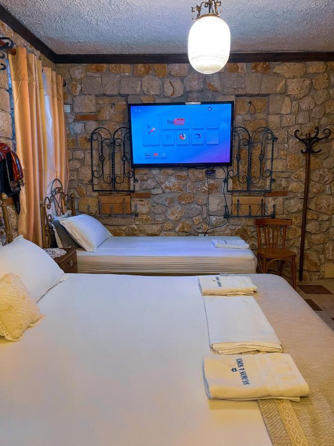 Solomon&Sons Otel Dhërmi Dış mekan fotoğraf