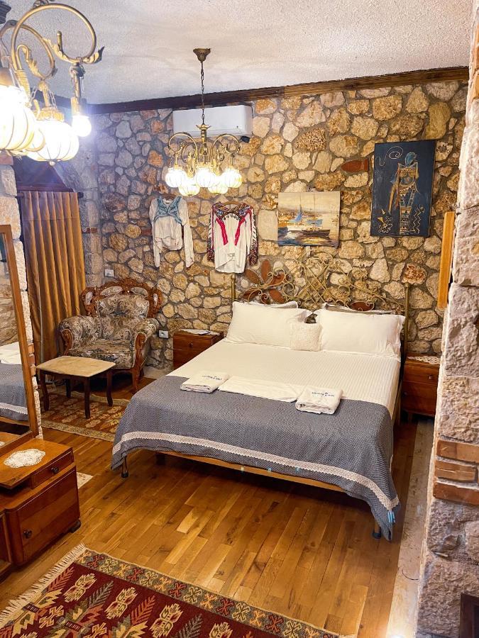 Solomon&Sons Otel Dhërmi Dış mekan fotoğraf