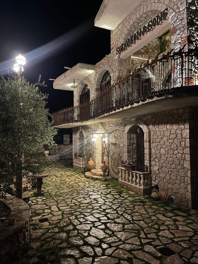 Solomon&Sons Otel Dhërmi Dış mekan fotoğraf