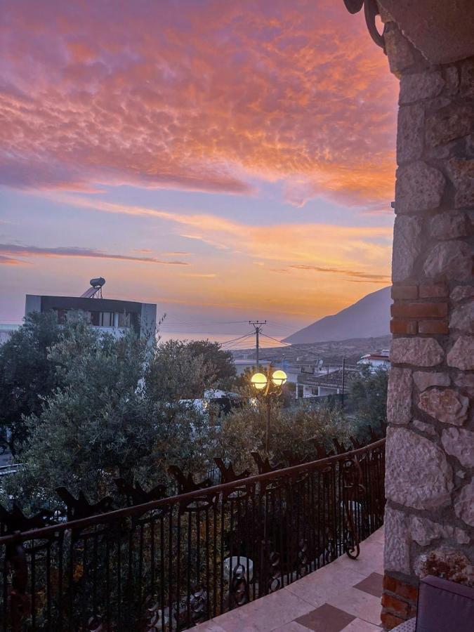 Solomon&Sons Otel Dhërmi Dış mekan fotoğraf